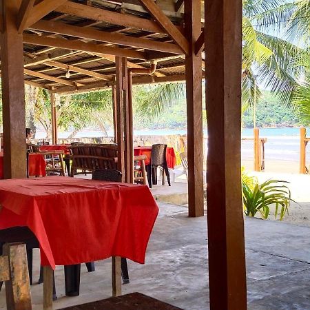 Bucana Beachfront Guesthouse El Nido Buitenkant foto