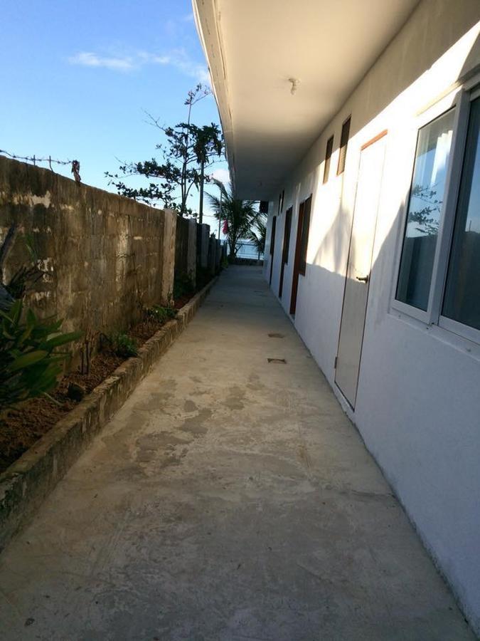 Bucana Beachfront Guesthouse El Nido Buitenkant foto