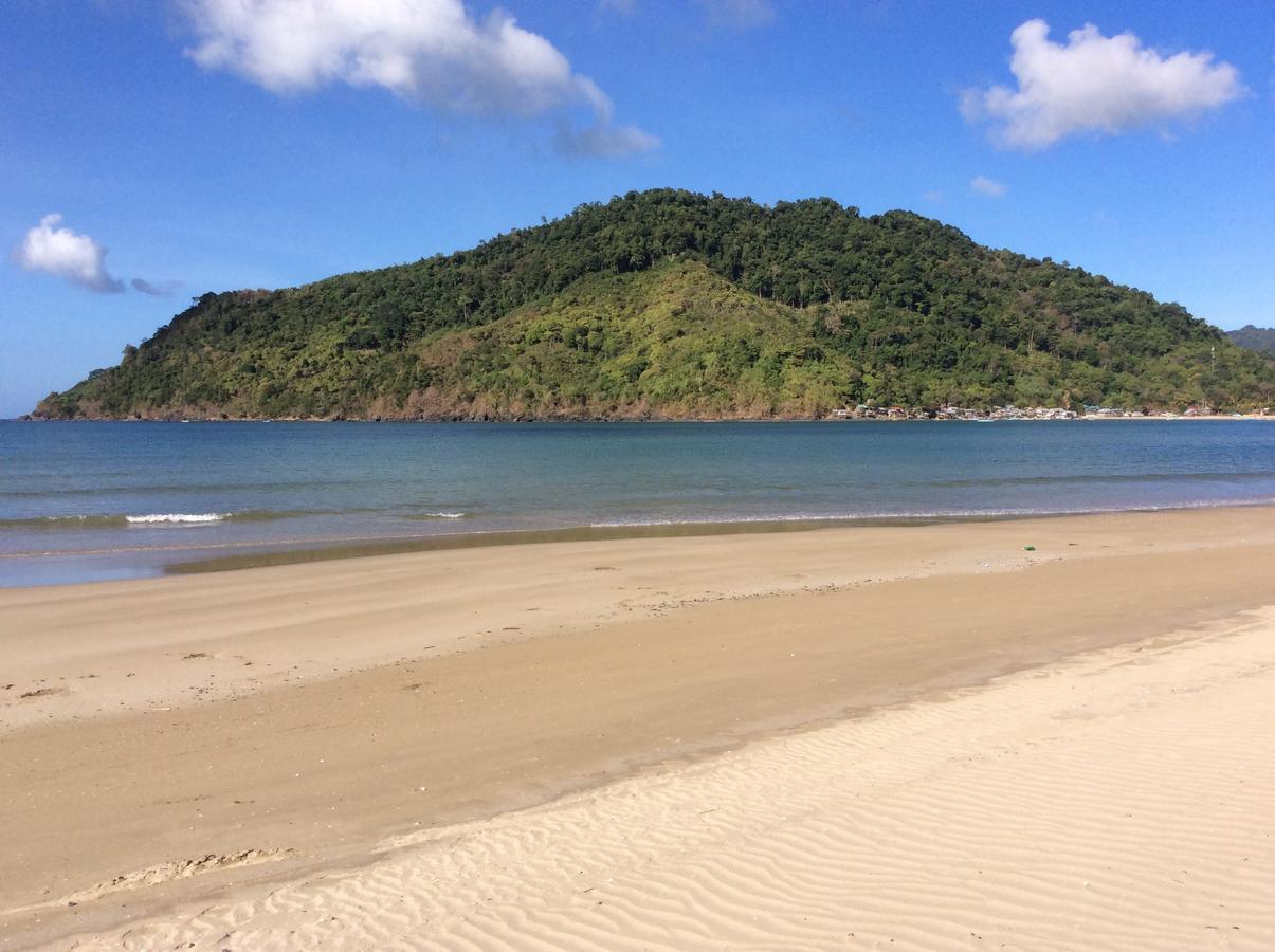 Bucana Beachfront Guesthouse El Nido Buitenkant foto