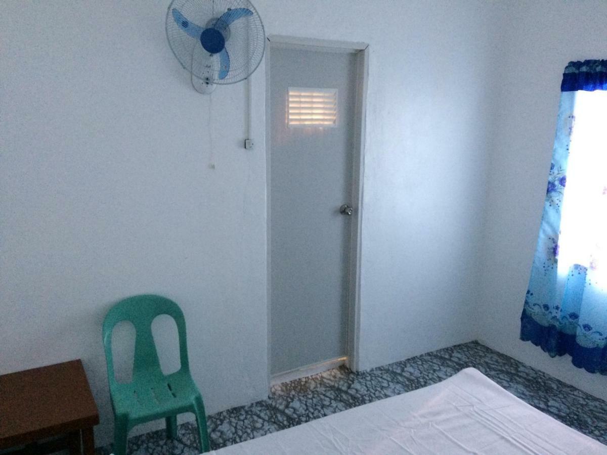 Bucana Beachfront Guesthouse El Nido Buitenkant foto